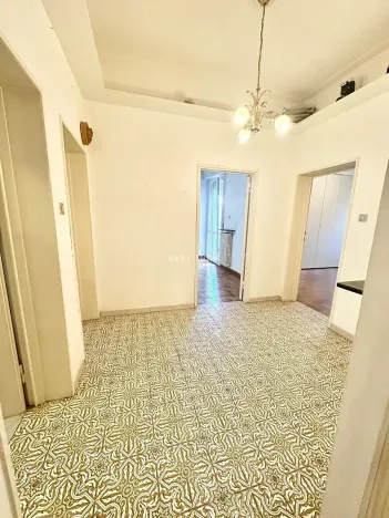 Prodej bytu 4+1, Viareggio, Itálie, Via Francesco Baracca, 120 m2