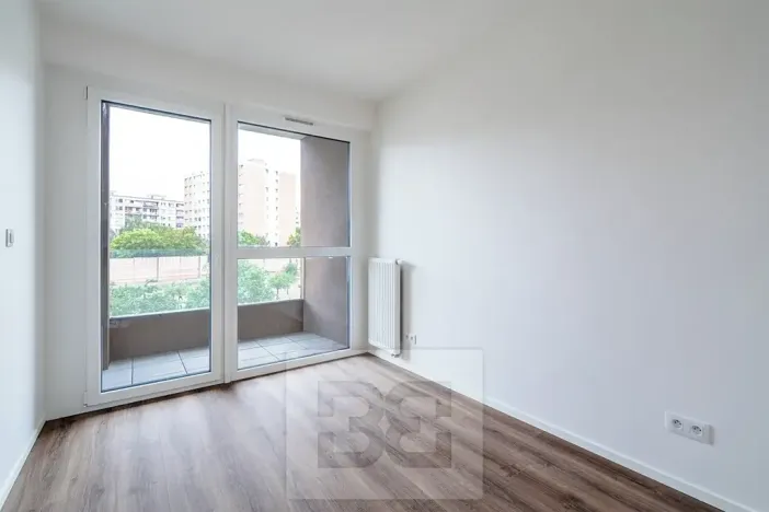 Pronájem bytu 2+kk, Praha - Černý Most, Arnošta Valenty, 41 m2