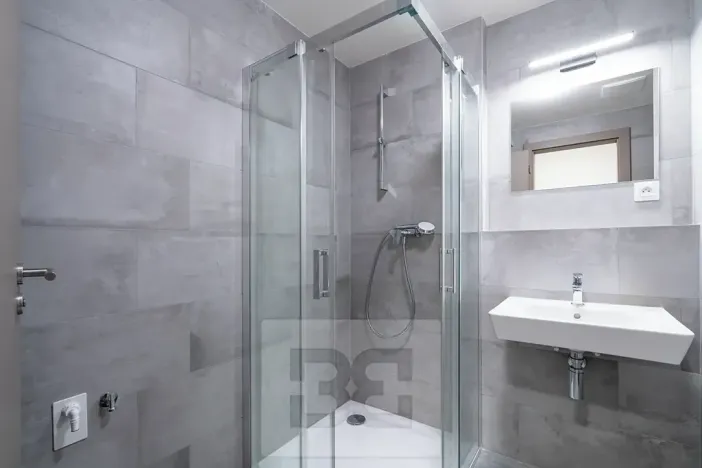 Pronájem bytu 2+kk, Praha - Černý Most, Arnošta Valenty, 41 m2