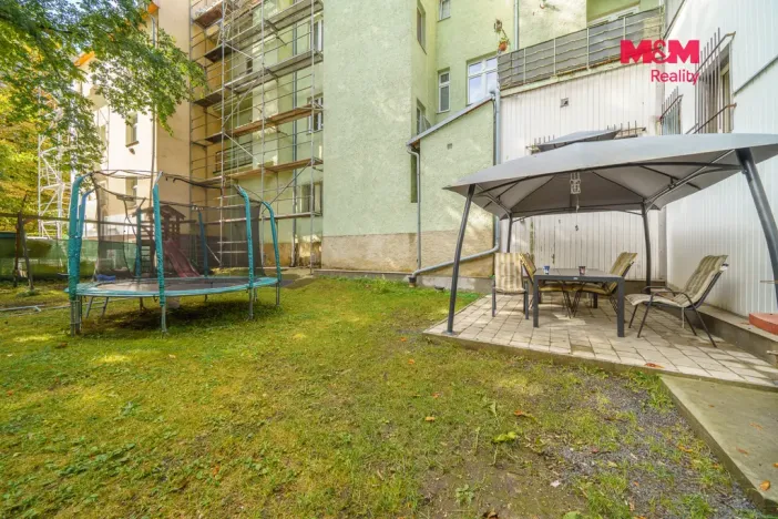 Prodej bytu 4+1, Karlovy Vary - Stará Role, Závodu míru, 99 m2