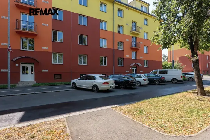 Prodej bytu 2+kk, Praha - Záběhlice, Jabloňová, 52 m2