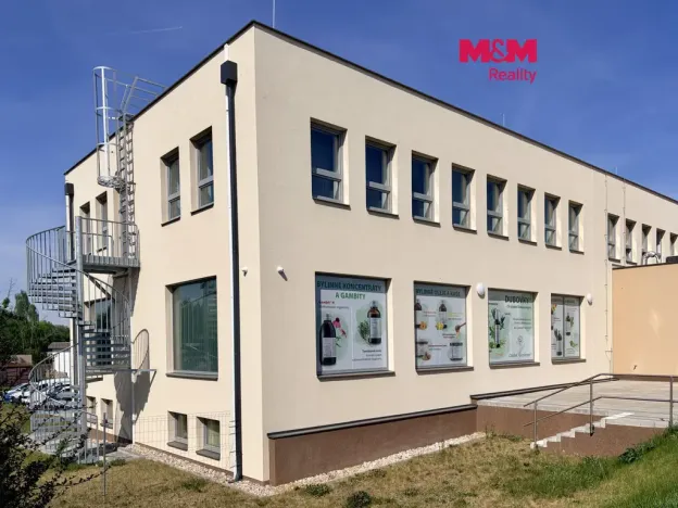 Pronájem kanceláře, Pardubice - Staré Čívice, Přeloučská, 140 m2