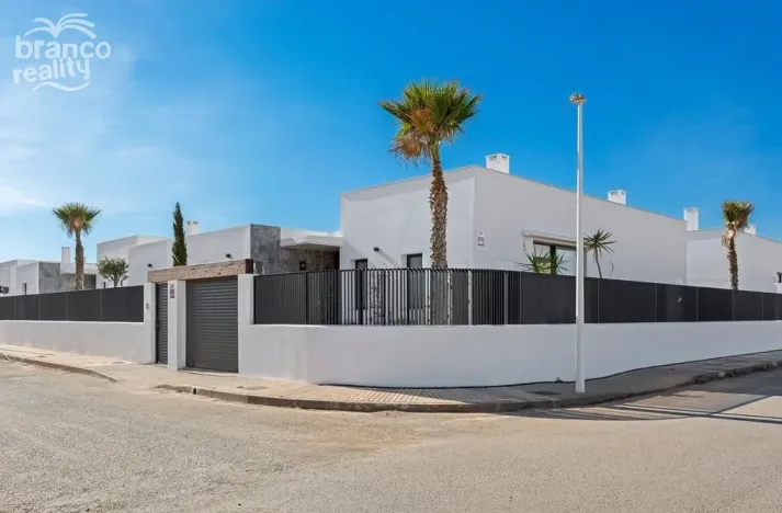 Prodej rodinného domu, Cartagena, Murcia, Španělsko, 154 m2
