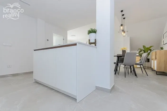 Prodej rodinného domu, San Miguel de Salinas, Alicante, Španělsko, 92 m2