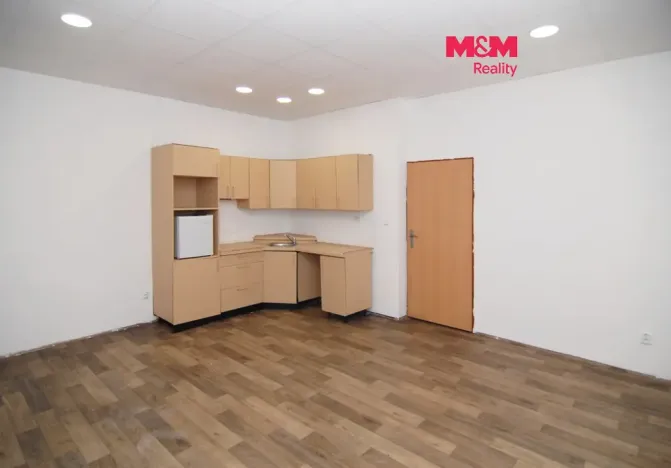 Pronájem bytu 1+kk, Ostrava - Přívoz, Chopinova, 31 m2