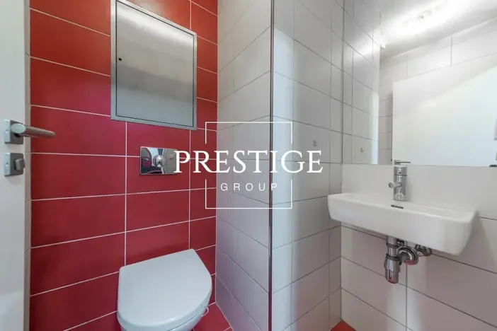 Pronájem bytu 1+kk, Praha - Smíchov, Švédská, 45 m2