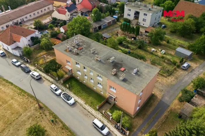 Prodej bytu 3+1, Kněževes, Štrosova, 55 m2