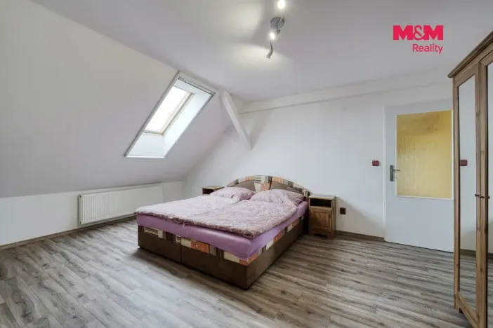 Prodej rodinného domu, Bohy, 152 m2