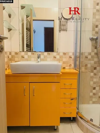 Pronájem bytu 2+kk, Benešov, Vlašimská, 50 m2