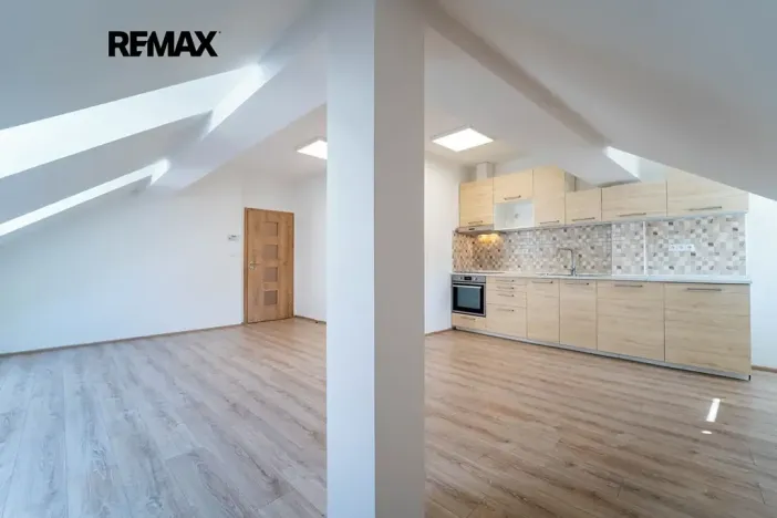 Pronájem bytu 3+kk, Kutná Hora, Jiřího z Poděbrad, 63 m2