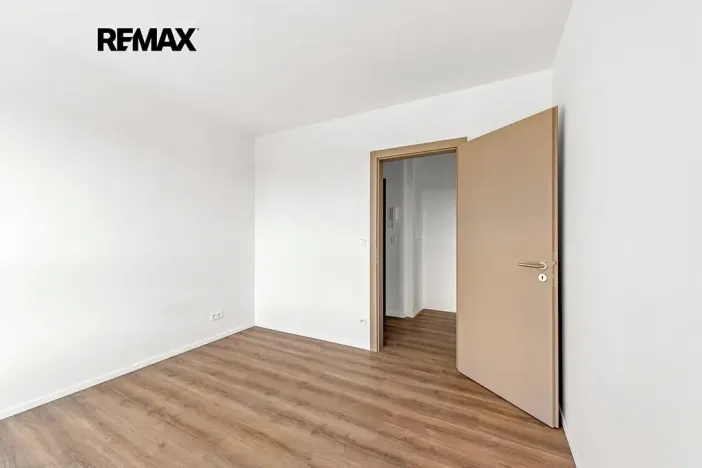 Prodej bytu 2+kk, Praha - Černý Most, Arnošta Valenty, 49 m2
