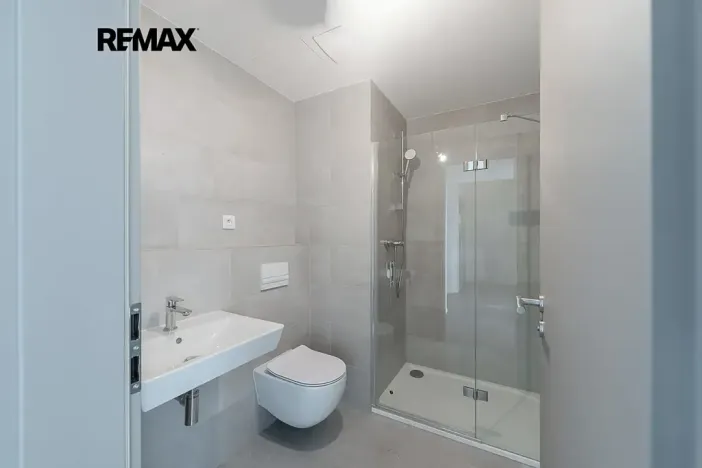 Prodej bytu 2+kk, Praha - Černý Most, Arnošta Valenty, 49 m2