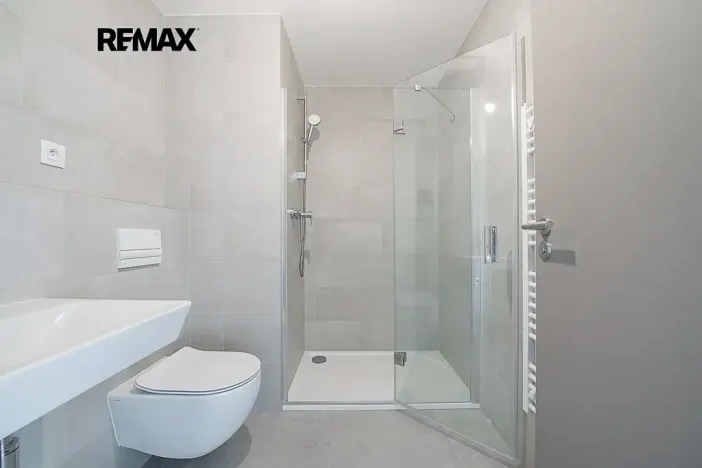 Prodej bytu 2+kk, Praha - Černý Most, Arnošta Valenty, 49 m2