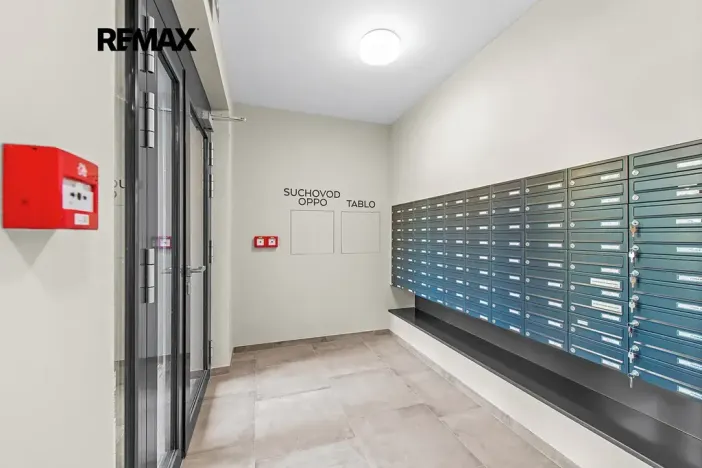 Prodej bytu 2+kk, Praha - Černý Most, Arnošta Valenty, 49 m2