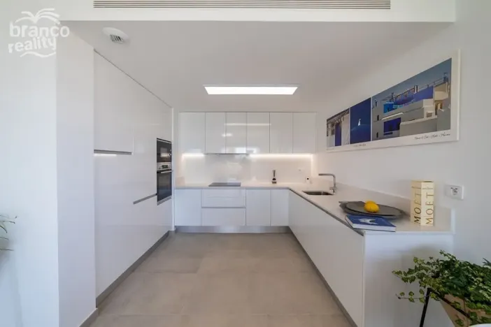Prodej bytu 4+kk, Santa Pola, Alicante, Španělsko, 97 m2
