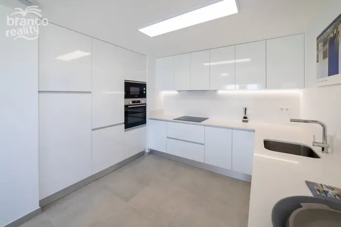Prodej bytu 4+kk, Santa Pola, Alicante, Španělsko, 97 m2