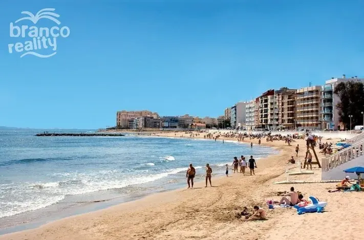 Prodej bytu 3+kk, Torrevieja, Alicante, Španělsko, 64 m2