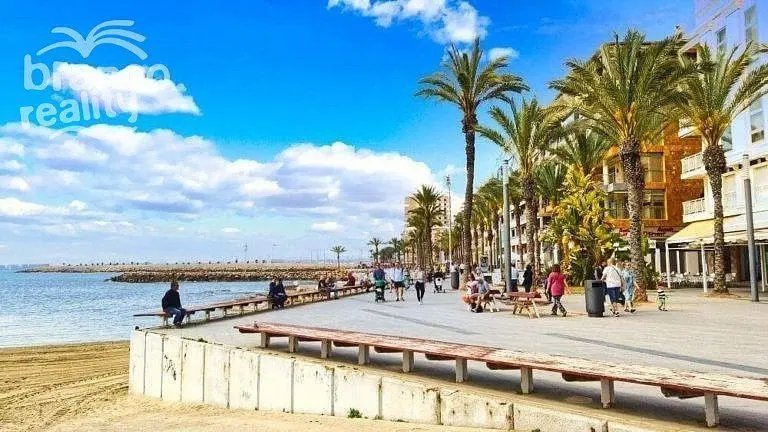 Prodej bytu 3+kk, Torrevieja, Alicante, Španělsko, 64 m2