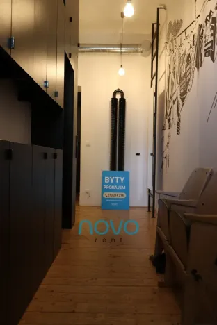 Pronájem bytu 3+kk, Praha, Zenklova, 76 m2