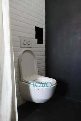 Pronájem bytu 3+kk, Praha, Zenklova, 76 m2
