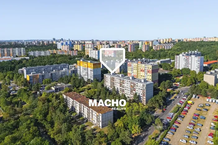 Prodej bytu 3+1, Praha - Modřany, Pirinská, 73 m2