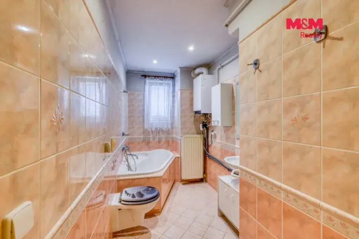 Pronájem bytu 2+1, Karlovy Vary - Bohatice, Na Výšině, 45 m2
