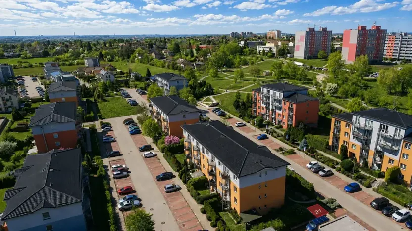 Pronájem bytu 1+kk, Praha - Horní Počernice, Dandova, 37 m2
