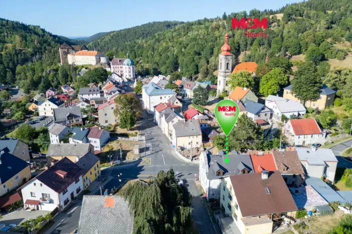 Prodej rodinného domu, Bečov nad Teplou, nám. 5. května, 351 m2