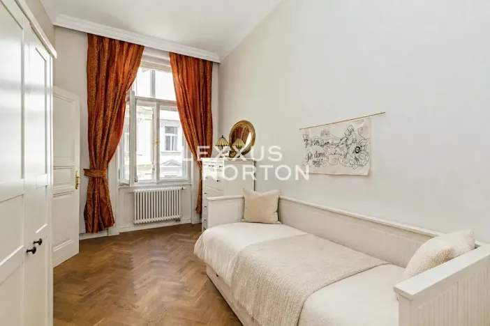 Prodej bytu 4+kk, Praha - Vinohrady, Varšavská, 130 m2
