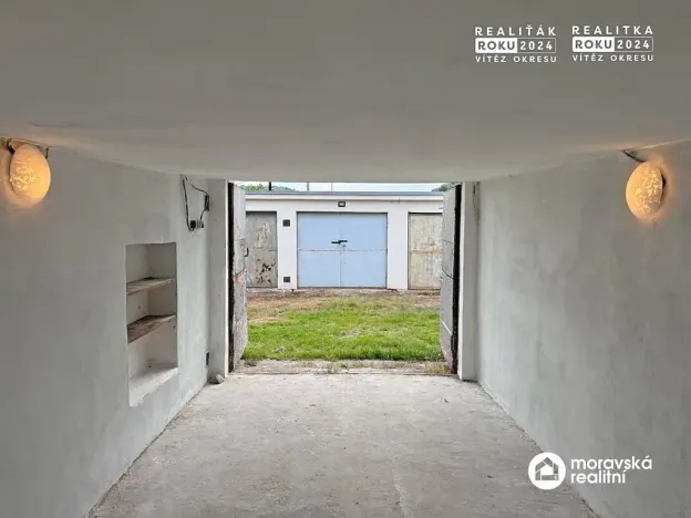 Prodej garáže, Ivančice, 15 m2