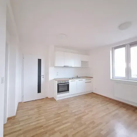 Pronájem bytu 2+kk, Praha - Holešovice, Malá Plynární, 36 m2