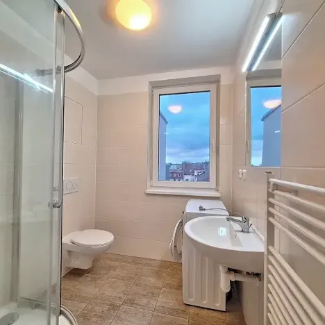 Pronájem bytu 2+kk, Praha - Holešovice, Malá Plynární, 36 m2