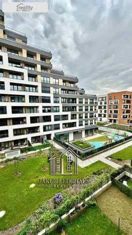 Pronájem bytu 1+kk, Praha - Hloubětín, U Tesly, 32 m2