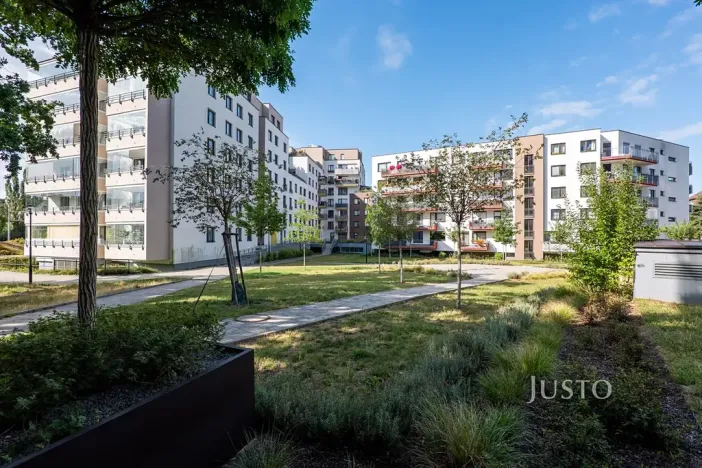 Pronájem bytu 2+kk, Praha - Modřany, Soukalova, 55 m2