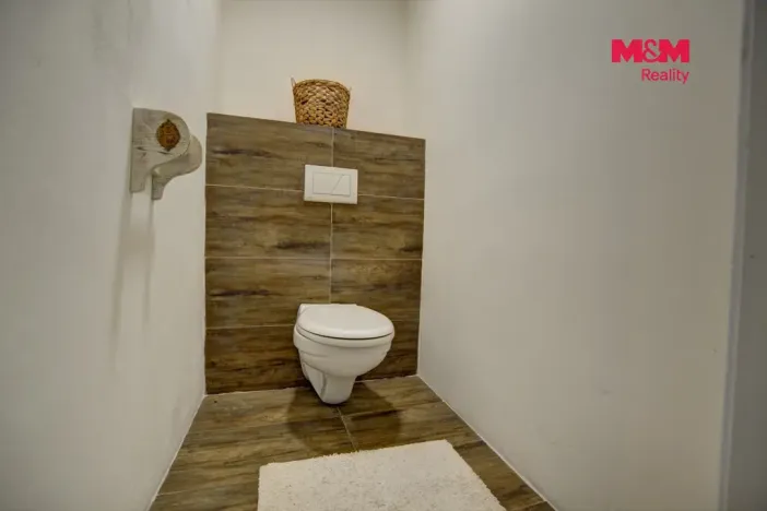 Pronájem bytu 2+1, Hostinné, Horská, 54 m2