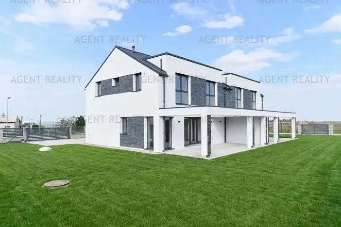 Prodej rodinného domu, Slaný, 156 m2