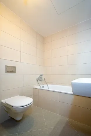 Pronájem bytu 2+kk, Praha - Holešovice, Jankovcova, 43 m2