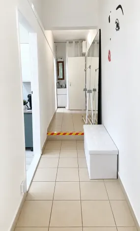 Pronájem obchodního prostoru, Praha - Žižkov, Husinecká, 18 m2
