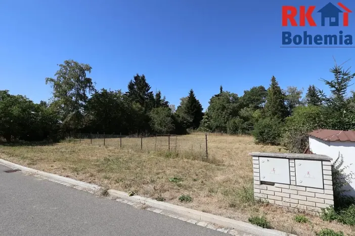 Prodej pozemku pro bydlení, Kostelec nad Černými lesy, Trativody, 999 m2