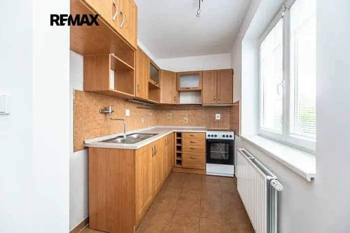 Pronájem bytu 2+kk, Praha - Vinoř, U cukrovaru, 45 m2