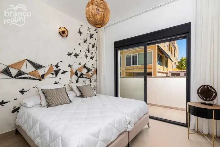 Prodej bytu 4+kk, Benijofar, Alicante, Španělsko, 84 m2