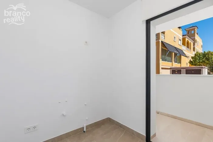 Prodej bytu 4+kk, Benijofar, Alicante, Španělsko, 84 m2