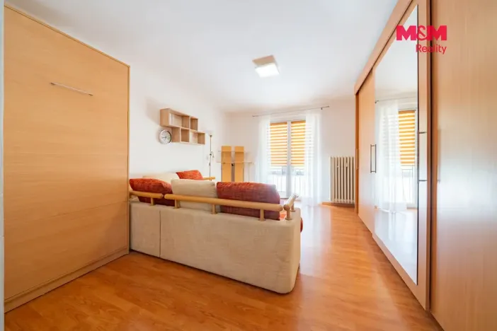 Pronájem bytu 1+1, Horní Slavkov, Dlouhá, 36 m2