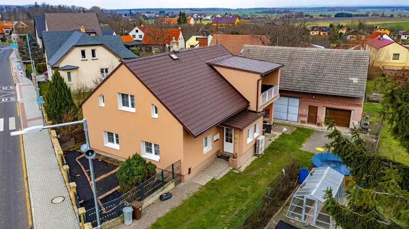 Prodej vícegeneračního domu, Březno, 180 m2
