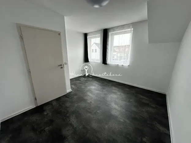 Pronájem bytu 2+kk, Boršov nad Vltavou, Příčná, 55 m2
