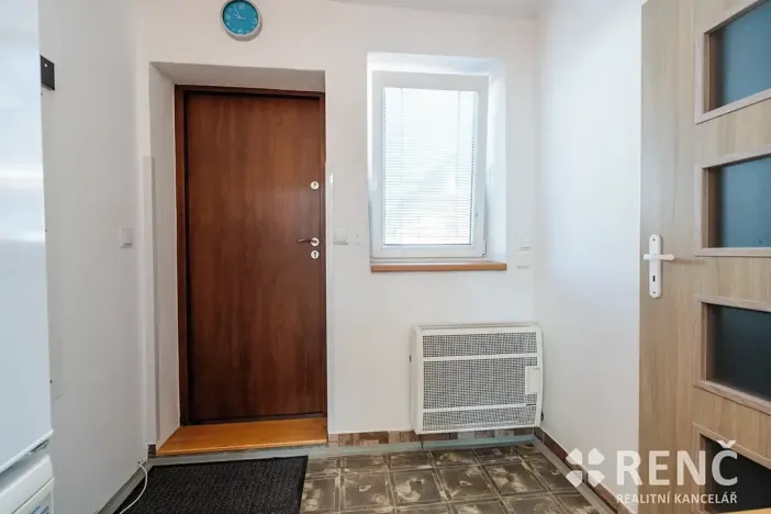 Pronájem bytu 1+kk, Moravany, Vnitřní, 42 m2