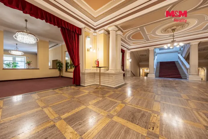 Pronájem kanceláře, Praha - Vinohrady, náměstí Míru, 32 m2