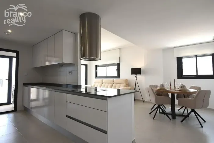 Prodej bytu 4+kk, San Miguel de Salinas, Alicante, Španělsko, 121 m2