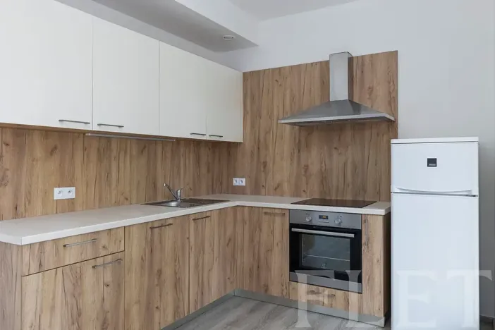 Pronájem bytu 1+kk, Praha - Vršovice, Petrohradská, 37 m2