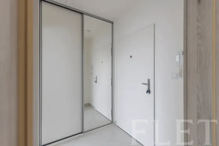 Pronájem bytu 1+kk, Praha - Vršovice, Petrohradská, 37 m2